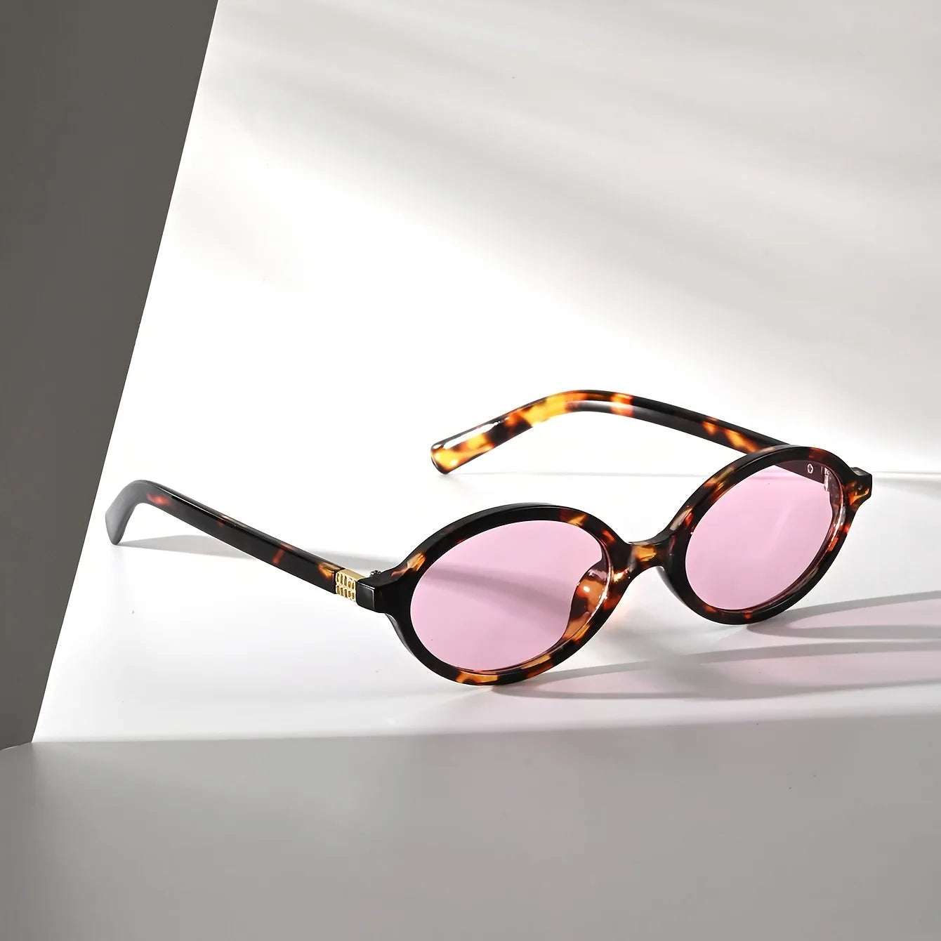 Oval Retro Glasses